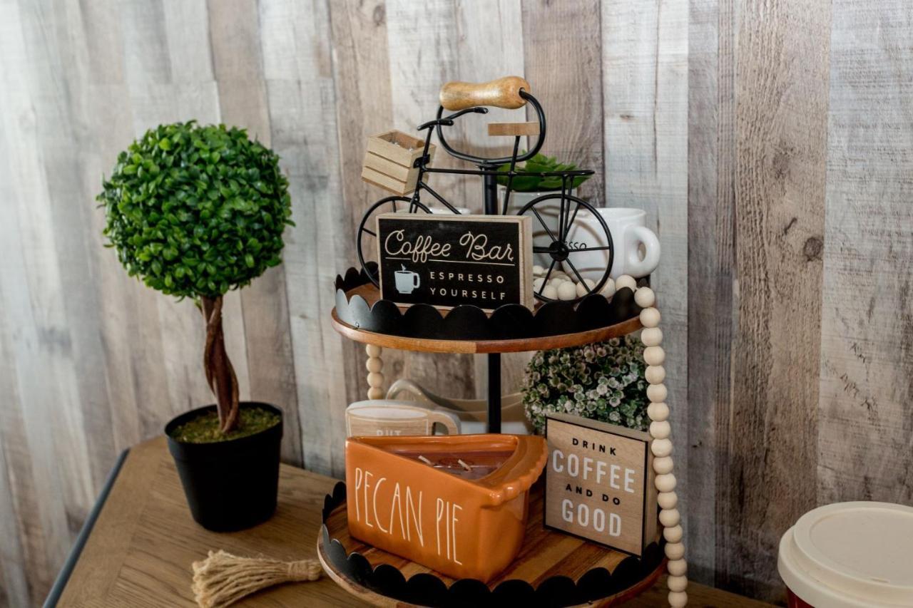Once-In-A-Lifetime Coffee-Themed Stay For Up To 8 Clarksville Luaran gambar